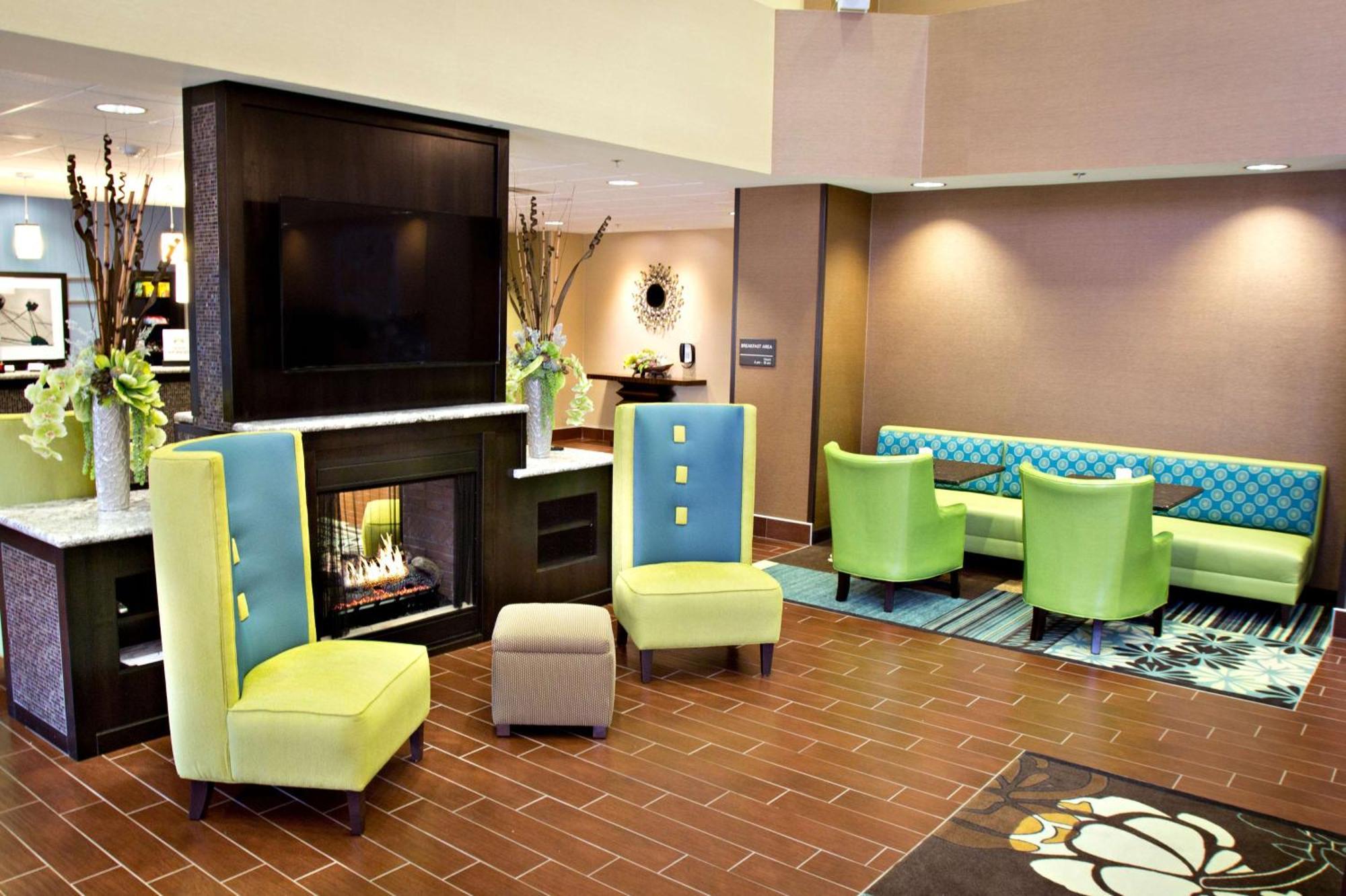 Hampton Inn & Suites Salt Lake City/Farmington Exterior photo
