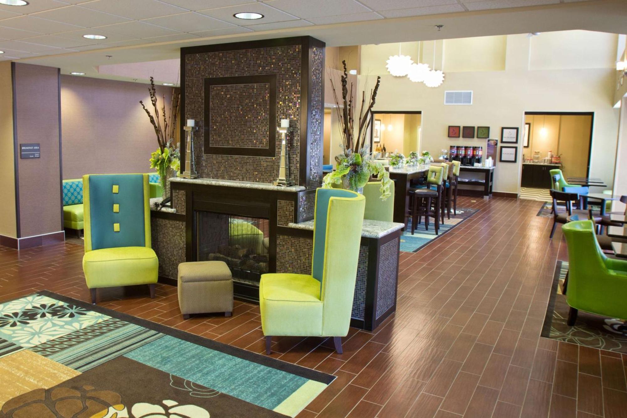 Hampton Inn & Suites Salt Lake City/Farmington Exterior photo